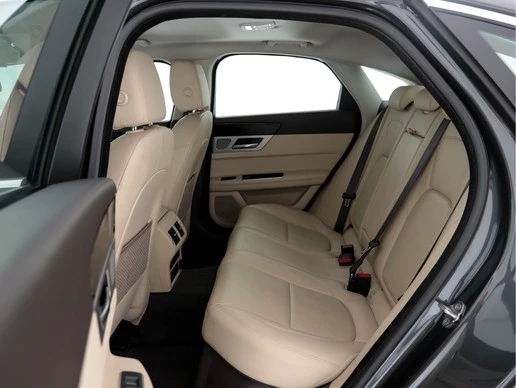 Jaguar XF - Afbeelding 9 van 29