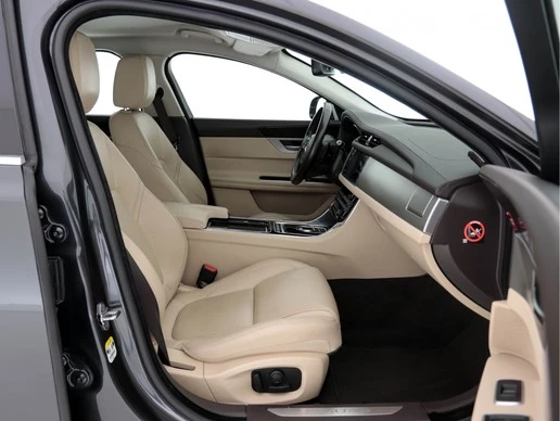 Jaguar XF - Afbeelding 11 van 29