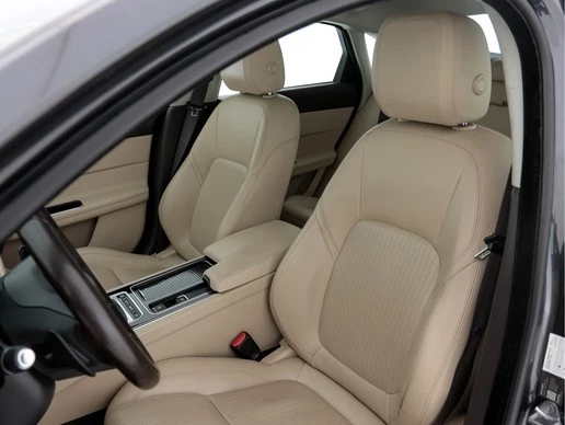Jaguar XF - Afbeelding 20 van 29