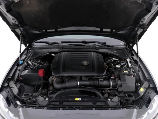 Jaguar XF - Afbeelding 24 van 29