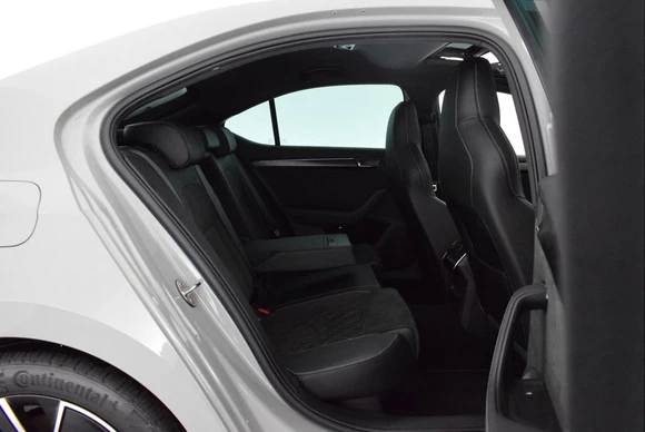 Škoda Superb - Afbeelding 7 van 30