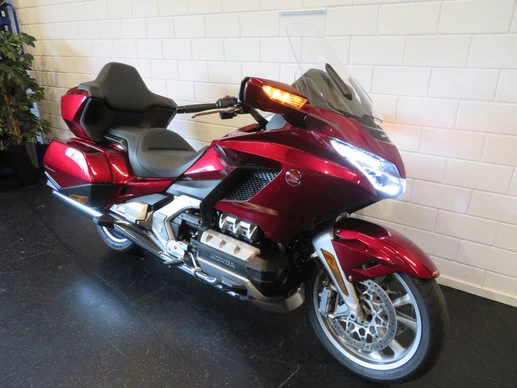 Honda  - Afbeelding 2 van 15