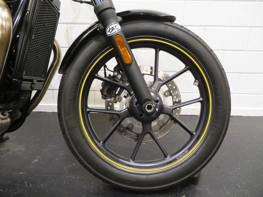 Triumph - Afbeelding 4 van 16