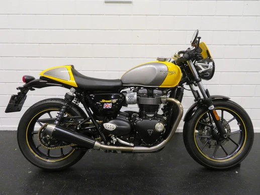 Triumph - Afbeelding 1 van 16