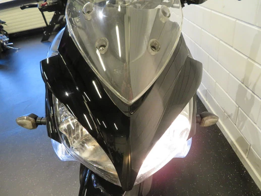 Suzuki GSX - Afbeelding 13 van 13