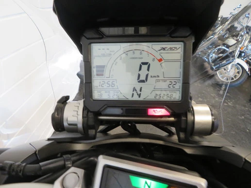 Honda X-ADV 750 - Afbeelding 6 van 14