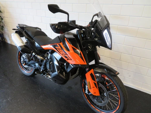 KTM  - Afbeelding 2 van 15