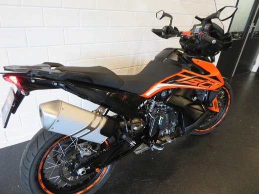 KTM  - Afbeelding 3 van 15