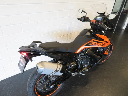 KTM  - Afbeelding 13 van 15