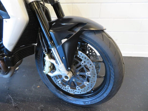 MV Agusta Brutale - Afbeelding 7 van 14