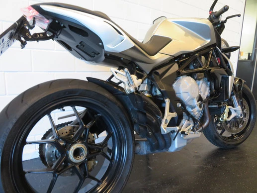 MV Agusta Brutale - Afbeelding 11 van 14