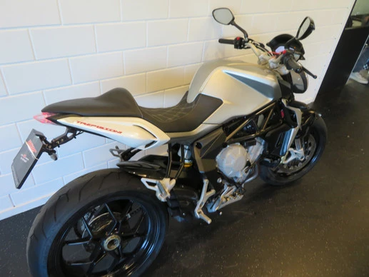MV Agusta Brutale - Afbeelding 12 van 14