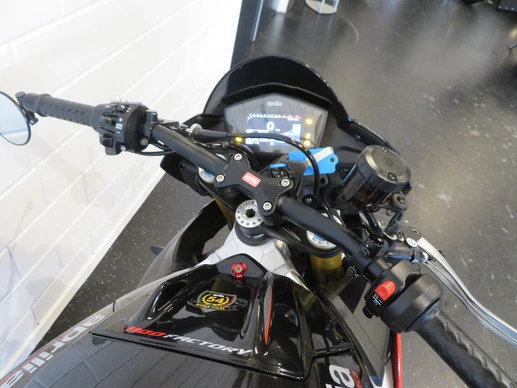 Aprilia Tuono V4 - Afbeelding 5 van 14