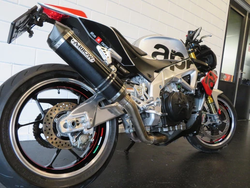 Aprilia Tuono V4 - Afbeelding 11 van 14