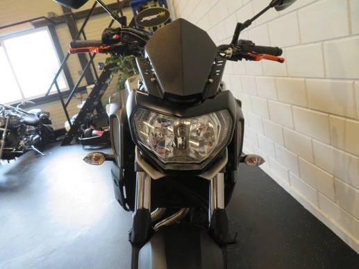 Yamaha MT 07 - Afbeelding 11 van 14