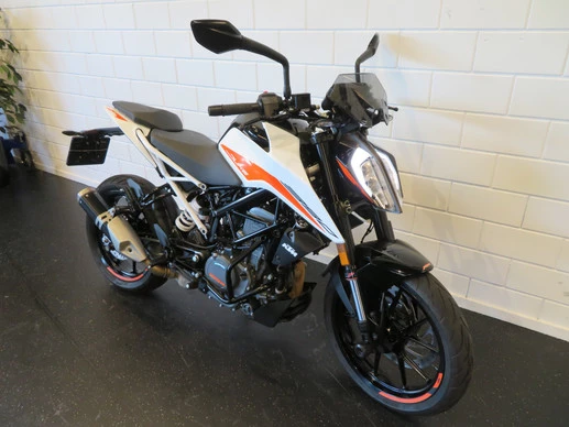 KTM 390 - Afbeelding 2 van 14