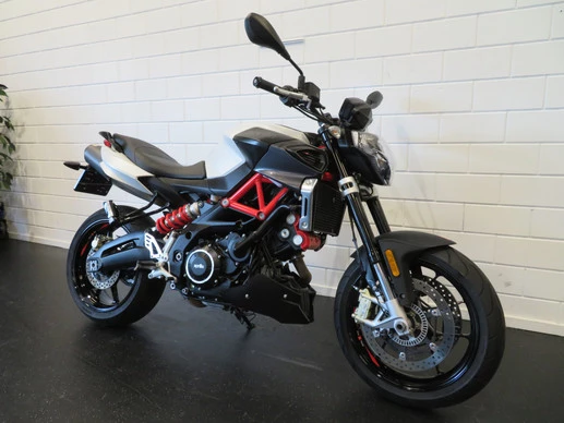 Aprilia  - Afbeelding 2 van 12