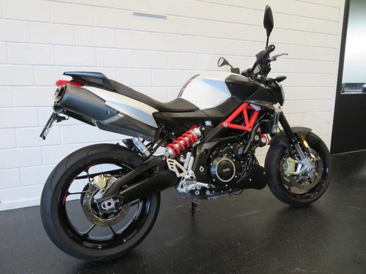 Aprilia  - Afbeelding 3 van 12
