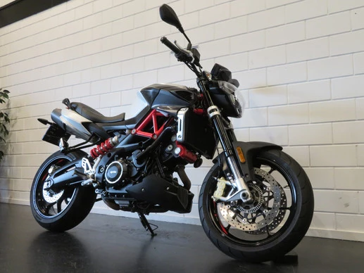 Aprilia  - Afbeelding 11 van 12