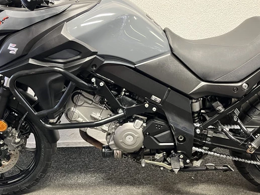 Suzuki DL - Afbeelding 20 van 24