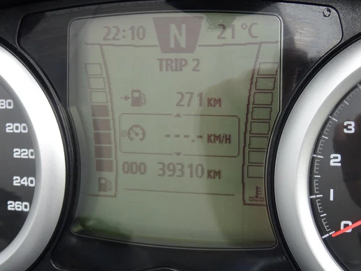 Triumph  - Afbeelding 10 van 17