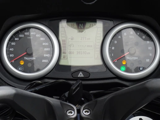 Triumph  - Afbeelding 11 van 17