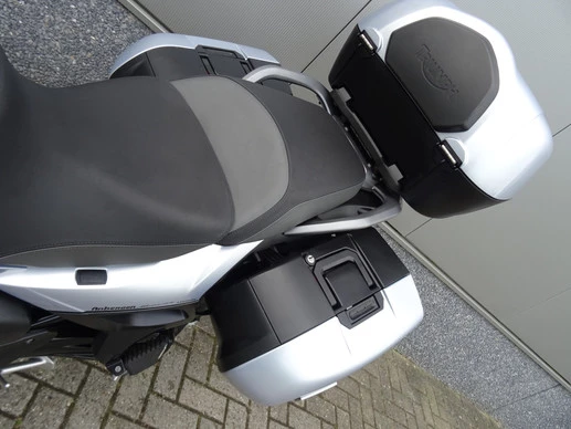 Triumph  - Afbeelding 17 van 17