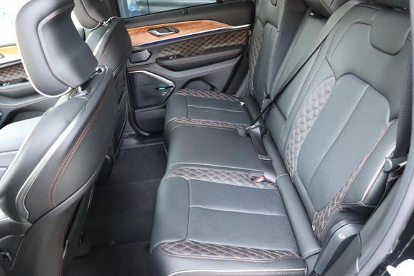 Jeep Grand Cherokee - Afbeelding 8 van 30