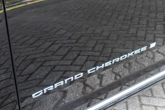 Jeep Grand Cherokee - Afbeelding 29 van 30