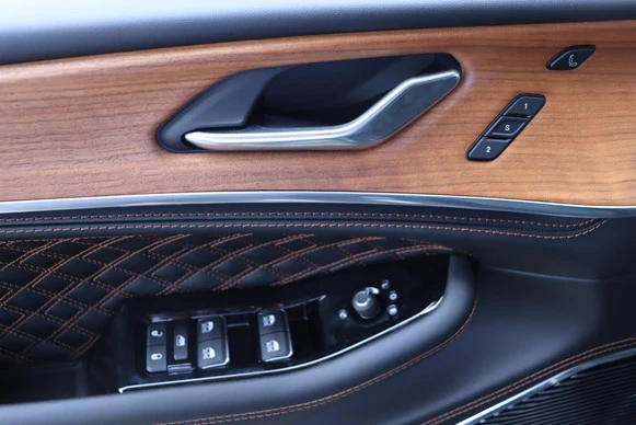 Jeep Grand Cherokee - Afbeelding 21 van 30