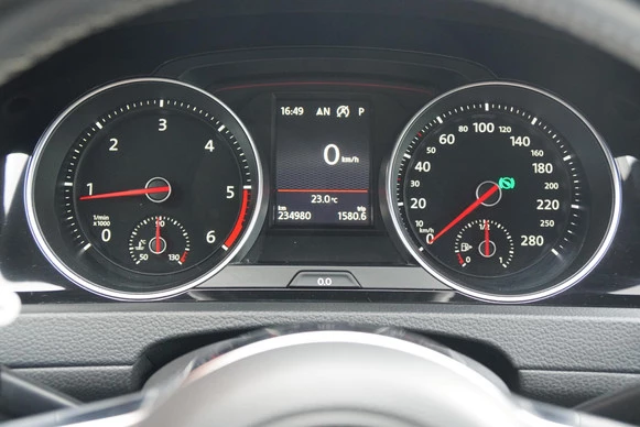 Volkswagen Golf - Afbeelding 26 van 30