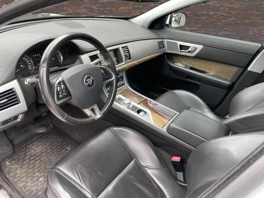 Jaguar XF - Afbeelding 5 van 30