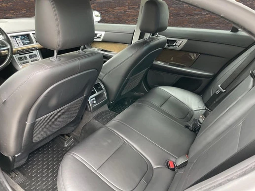 Jaguar XF - Afbeelding 7 van 30