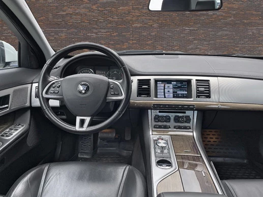 Jaguar XF - Afbeelding 11 van 30