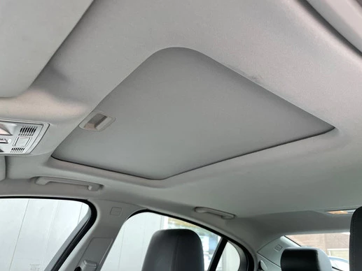 Jaguar XF - Afbeelding 23 van 30