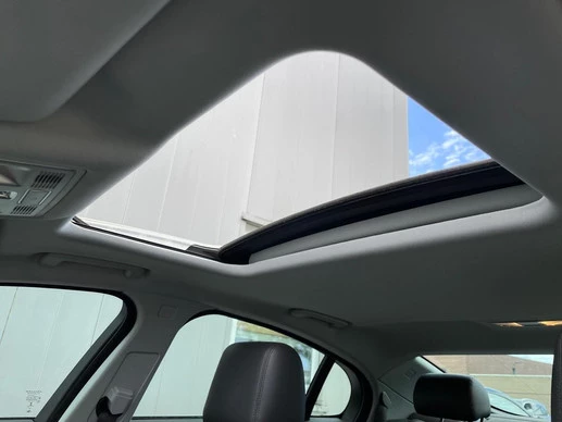 Jaguar XF - Afbeelding 25 van 30