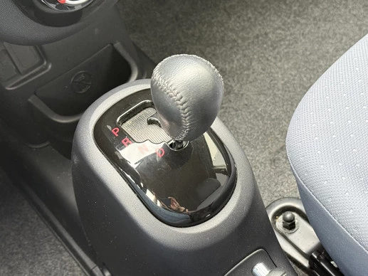 Peugeot iOn - Afbeelding 15 van 21