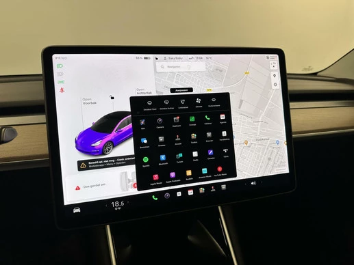 Tesla Model 3 - Afbeelding 24 van 30