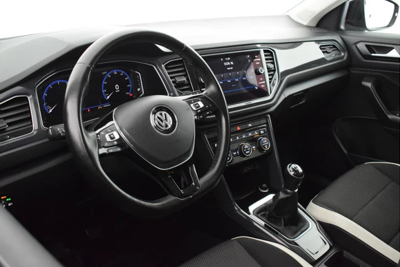 Volkswagen T-Roc - Afbeelding 3 van 30