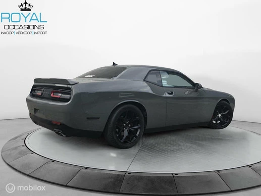 Dodge Challenger - Afbeelding 7 van 26