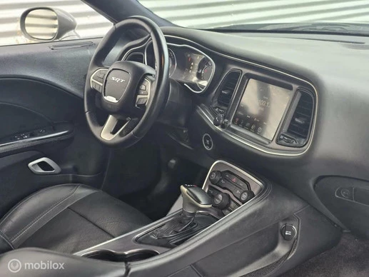 Dodge Challenger - Afbeelding 16 van 26