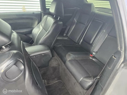 Dodge Challenger - Afbeelding 22 van 26