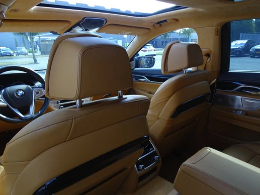 BMW 7 Serie - Afbeelding 15 van 30