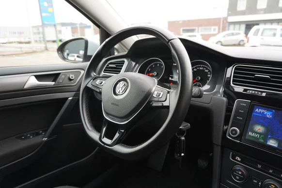 Volkswagen Golf - Afbeelding 23 van 29