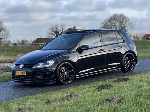 Volkswagen Golf - Afbeelding 21 van 30