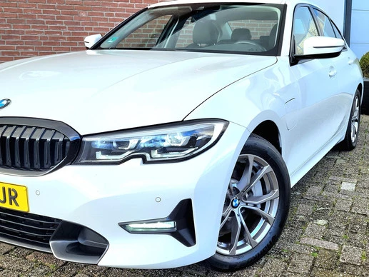 BMW 3 Serie - Afbeelding 2 van 30