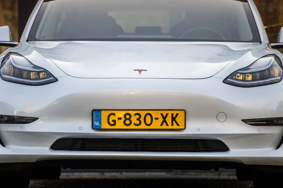 Tesla Model 3 - Afbeelding 3 van 30