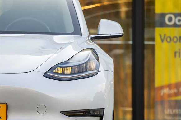 Tesla Model 3 - Afbeelding 4 van 30