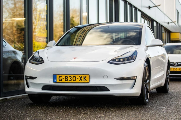 Tesla Model 3 - Afbeelding 11 van 30