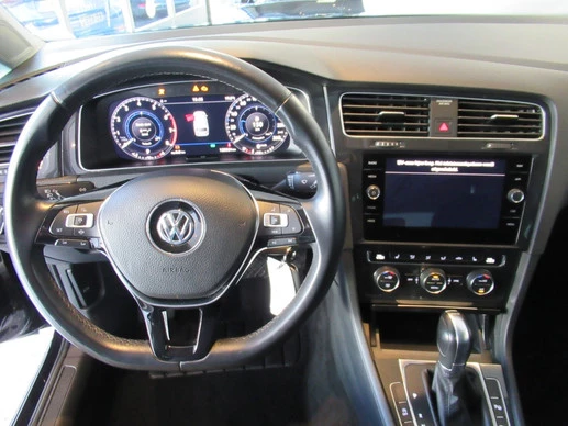 Volkswagen Golf - Afbeelding 11 van 30